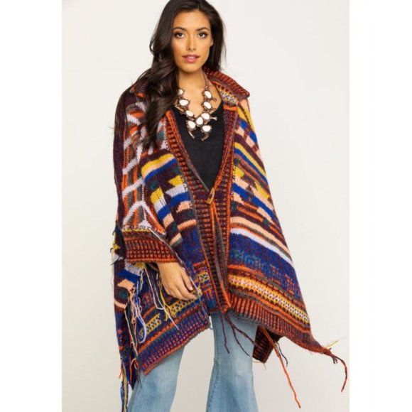 FREE PEOPLE NEW Follow The Arrow Fringe Poncho - Picture 2 of 9